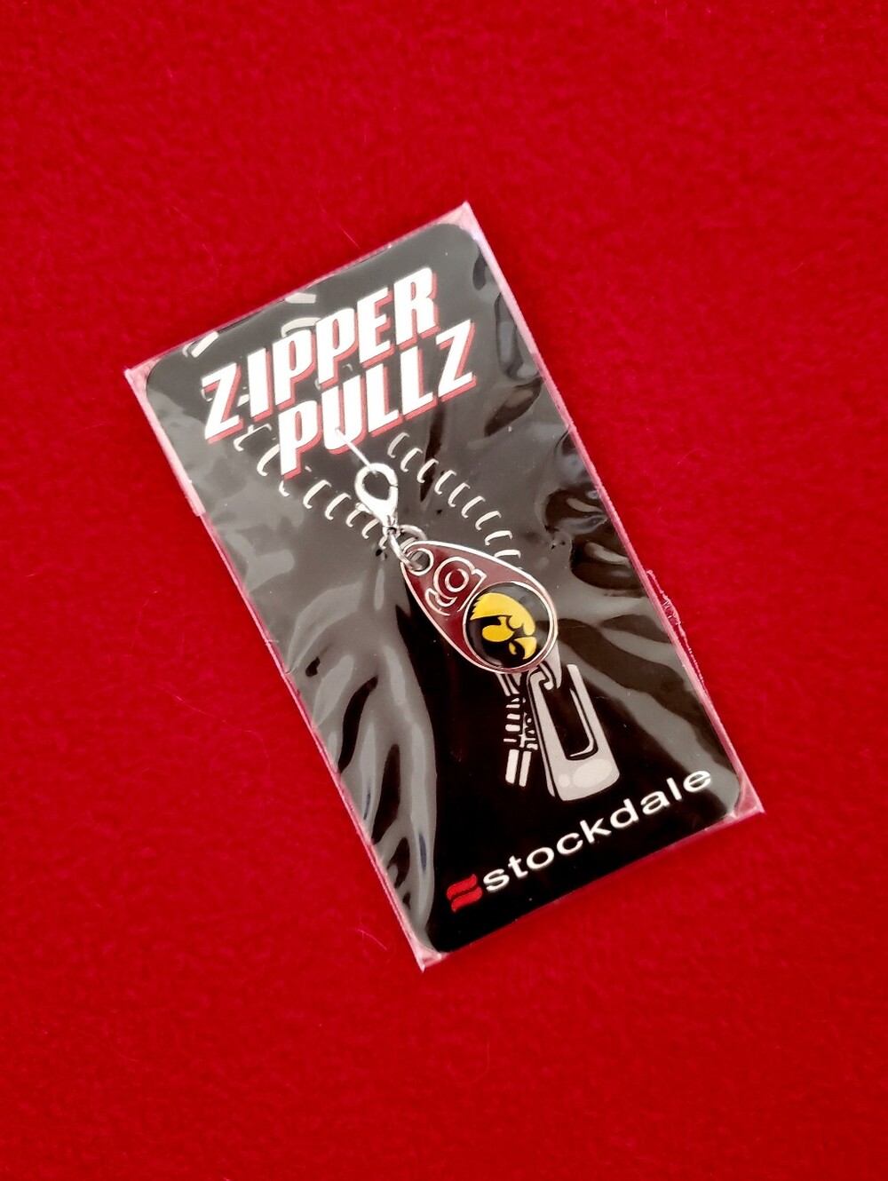 NEW Iowa HAWKEYES Zipper Pull